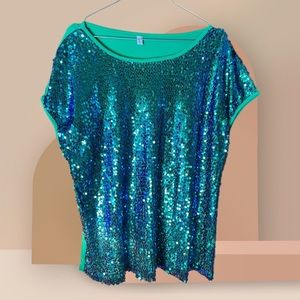 IN’Voland Blue and Green Sequin Top
